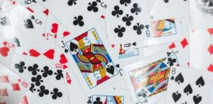 Nên chọn bàn đấu phù hợp với nguồn vốn lẫn trình độ